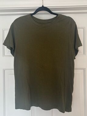 a new day Olive Green Women’s Crew Neck Tee Basic Essential Size XL